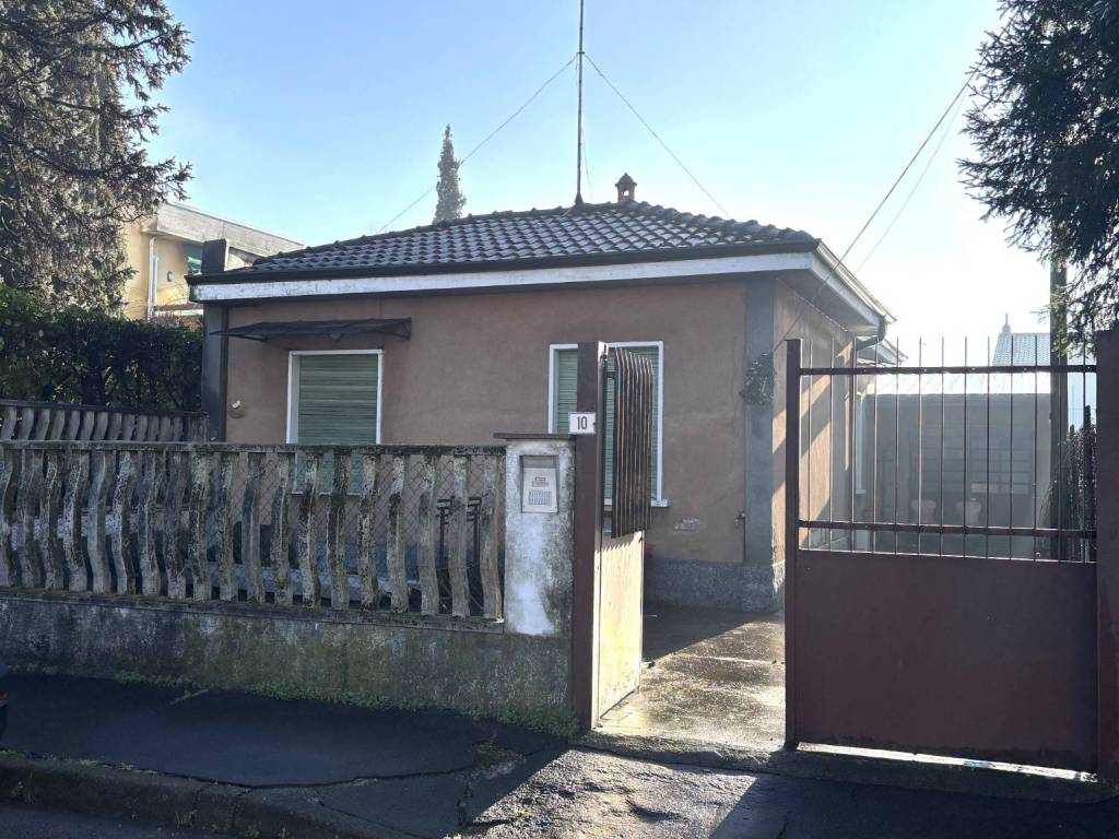 Villa a Cerro maggiore in Via Pietro Micca, 10 - Foto 4