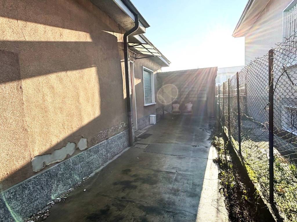 Villa a Cerro maggiore in Via Pietro Micca, 10 - Foto 5
