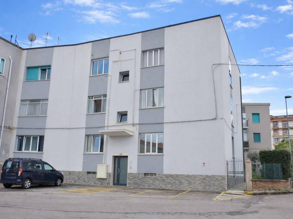 Appartamento a Vasto in Largo Cristina Rossetti, 3 - Foto 2