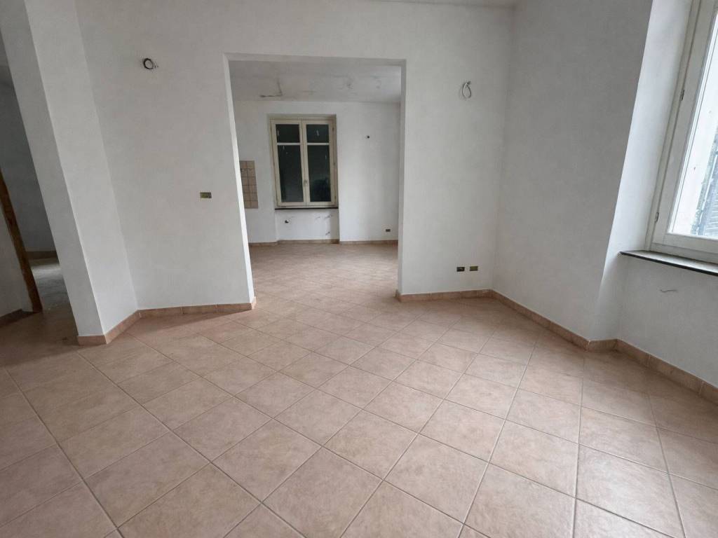 Appartamento a Genova in Via Ginestrato, 9 - Foto 2