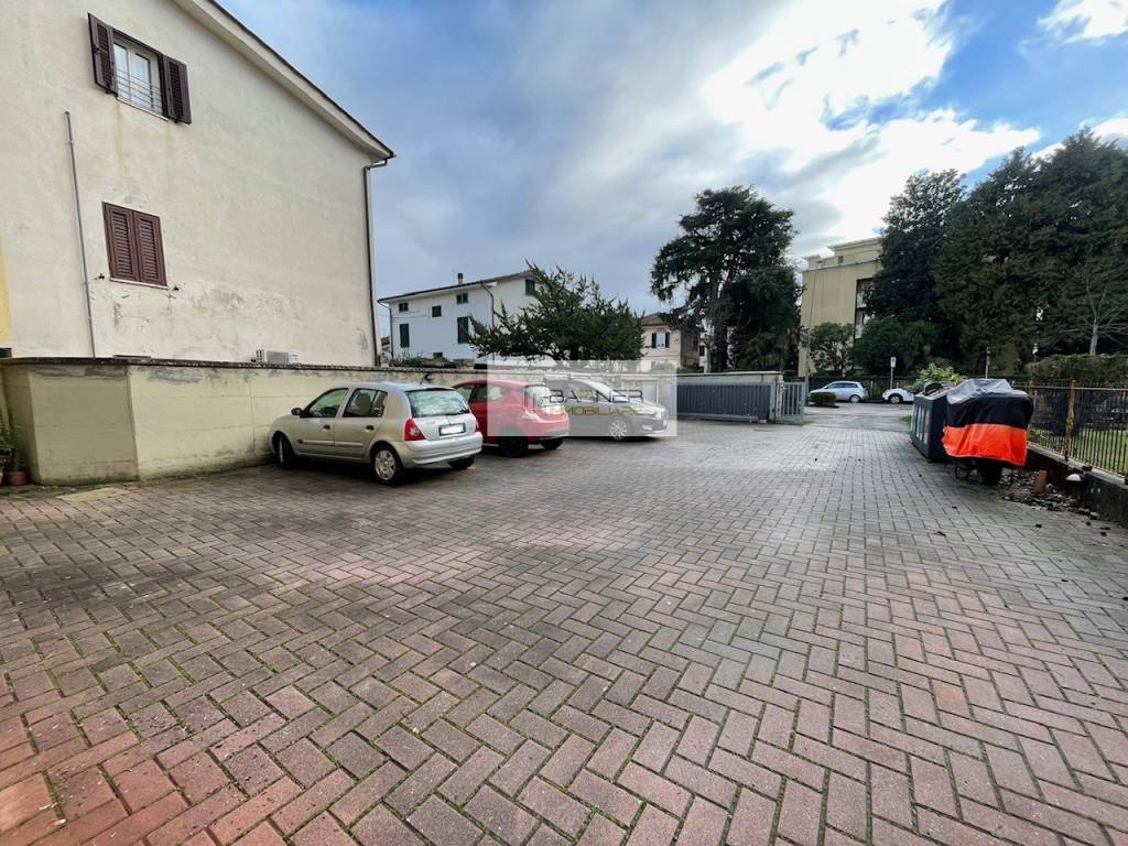 Appartamento a Lucca in Via Luigi Nerici - Foto 3