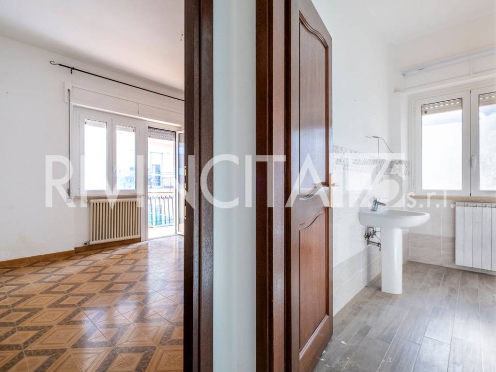 Appartamento a Ladispoli in Via Catania - Foto 5