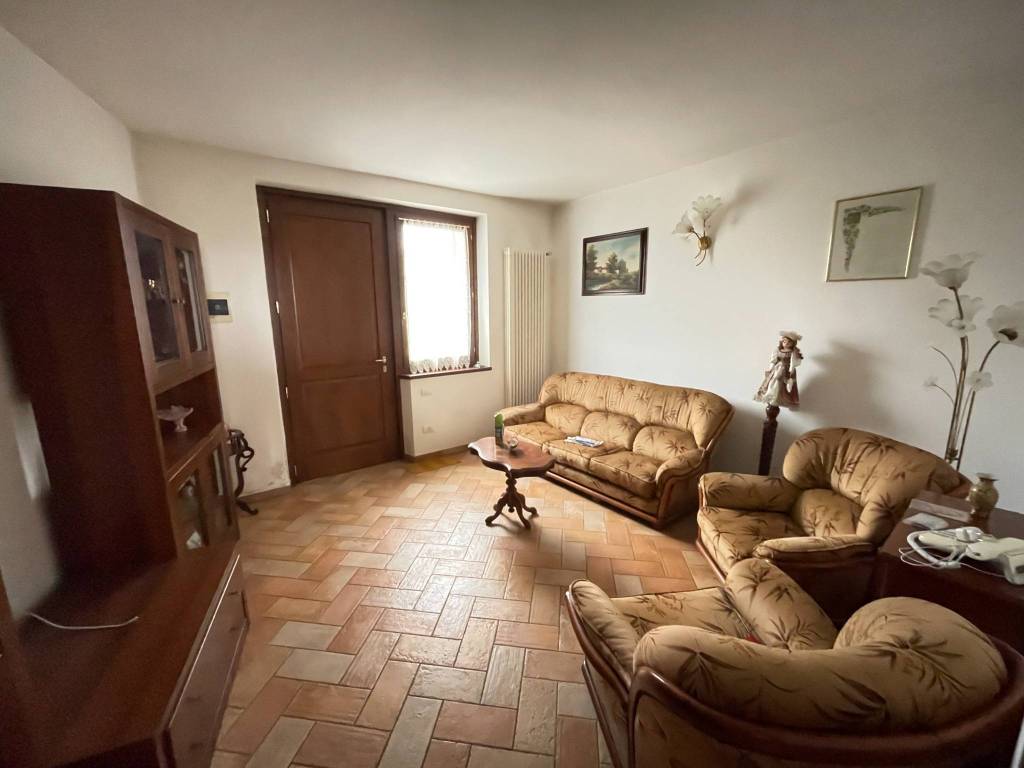 Casa indipendente a Isola della scala in Via Carlo Camozzini - Foto 2