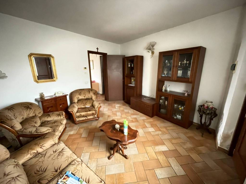 Casa indipendente a Isola della scala in Via Carlo Camozzini - Foto 3