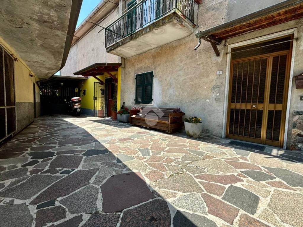 Appartamento a Santo stefano di magra in Via Indipendenza, 3 - Foto 2