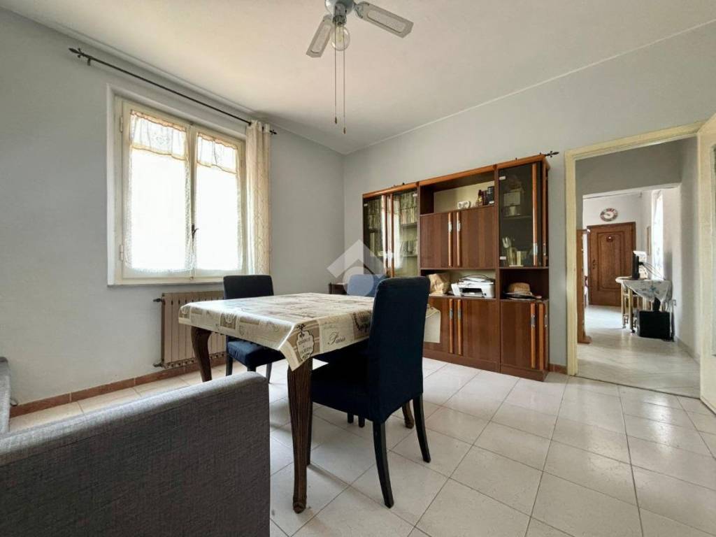 Appartamento a Santo stefano di magra in Via Indipendenza, 3 - Foto 5