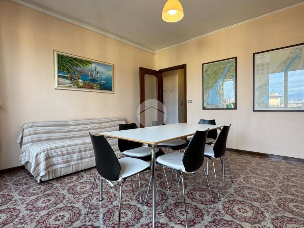 Appartamento a Torri del benaco in Via Gardesana, 69 - Foto 5