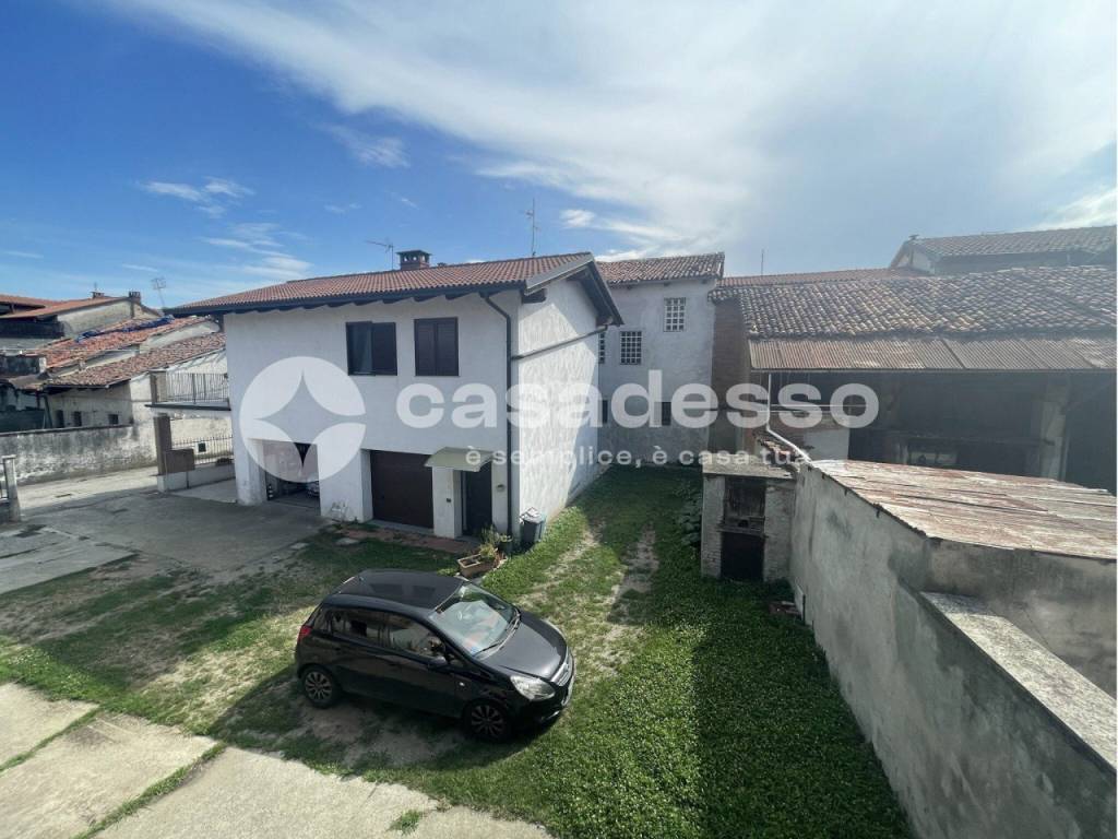 Casa indipendente a Alice castello in Via Camillo Benso Cavour, 9 - Foto 2