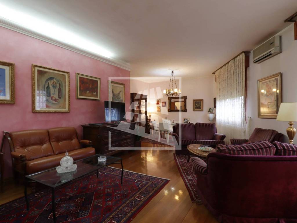 Casa indipendente a Novellara in via Coniugi Curie, 6 - Foto 5