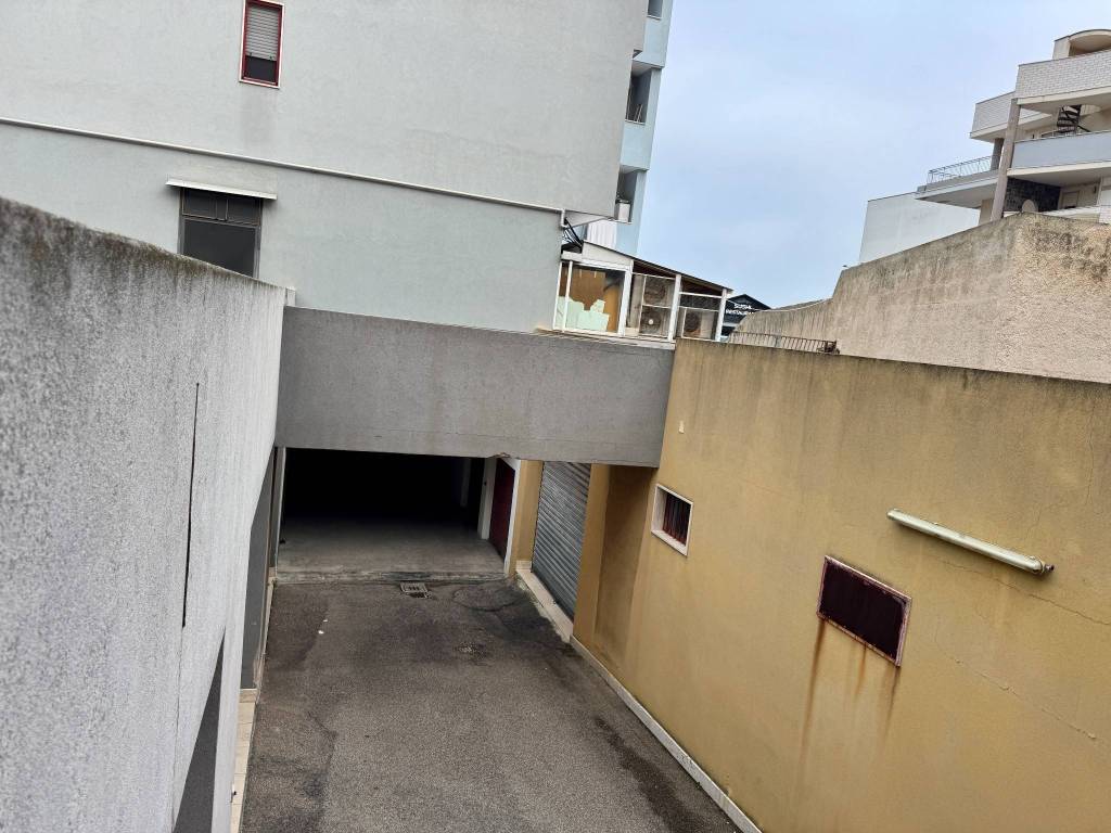 Box / garage a Monopoli in Via Rocco Scotellaro - Foto 3