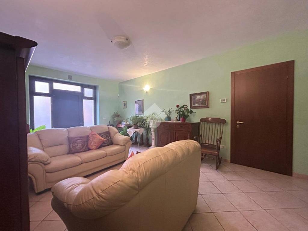 Appartamento a Isola della scala - Foto 2