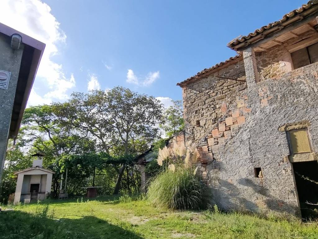 Rustico / casale a Gubbio in Località Vallingegno - Foto 2