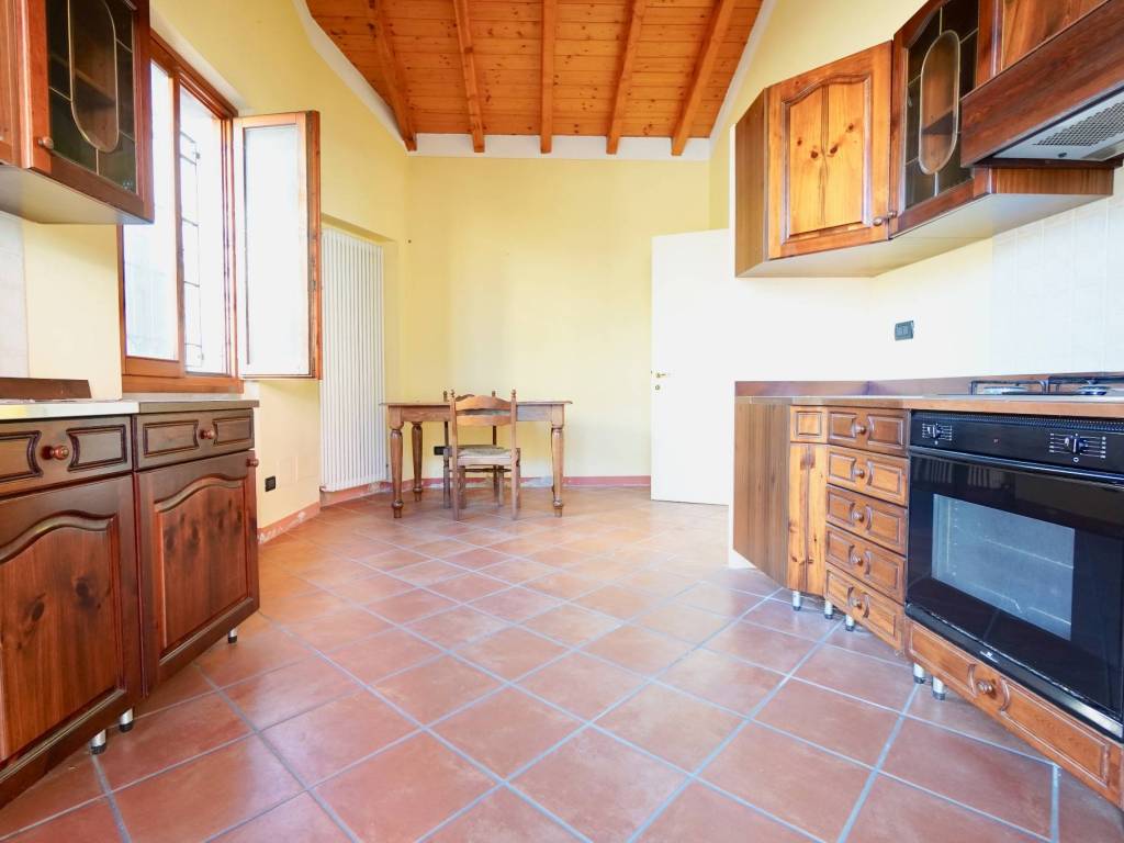 Appartamento a Cazzago san martino in Via Bornadina - Foto 2