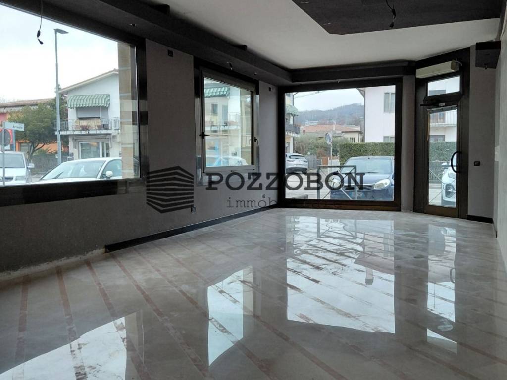 Immobile a Montebelluna in Via Feltrina Centro - Foto 2