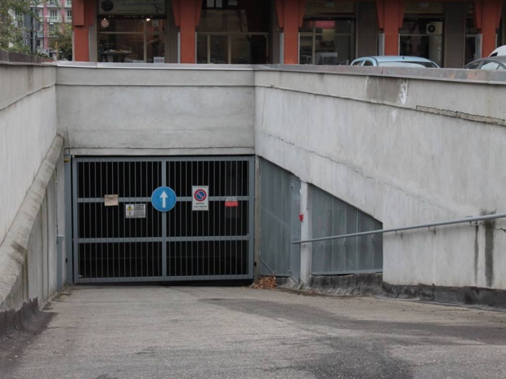 Box / garage a Collegno in Piazza Nilde Jotti, 2 - Foto 2