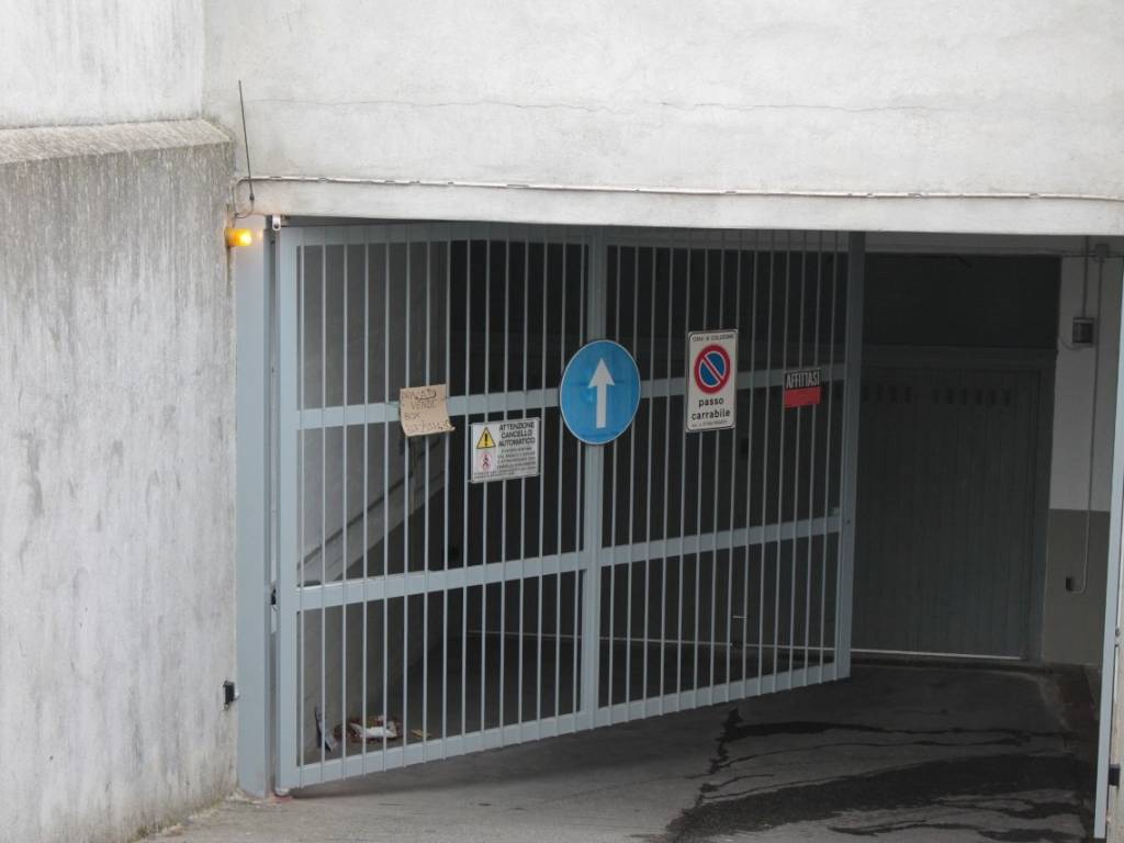 Box / garage a Collegno in Piazza Nilde Jotti, 2 - Foto 3