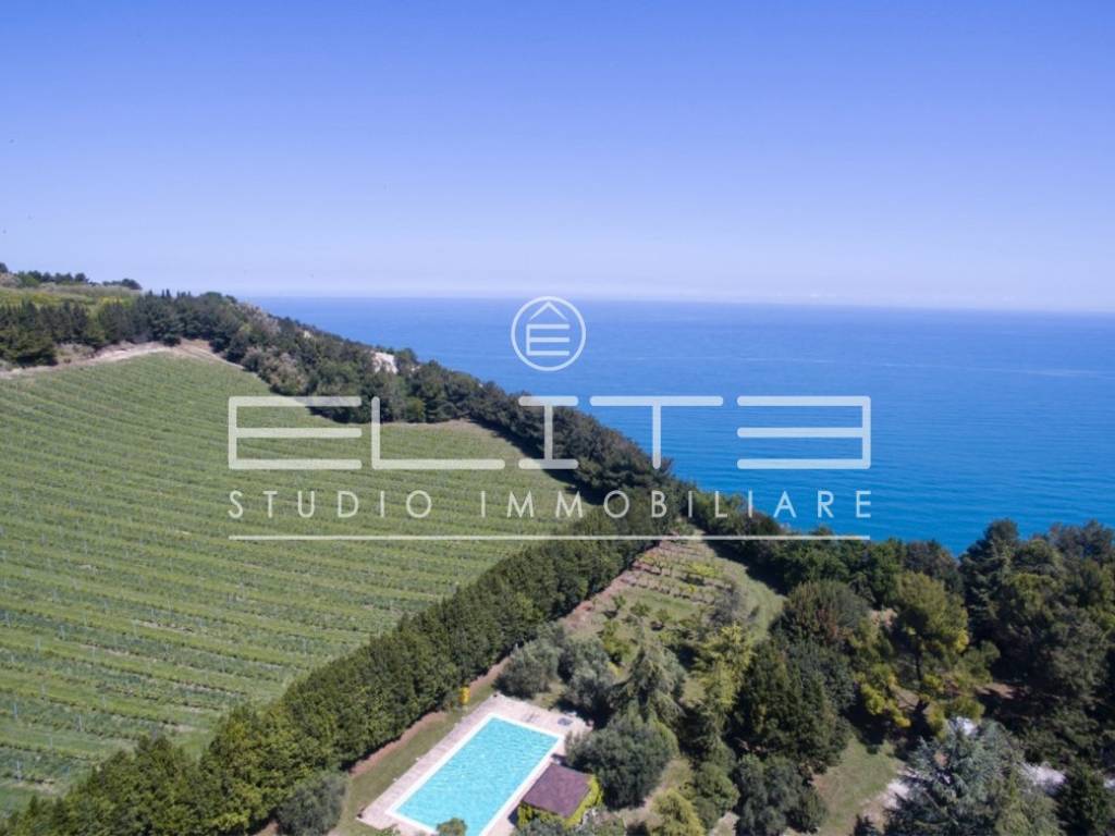 Villa a Ancona in VIA DEL CONERO - Foto 2