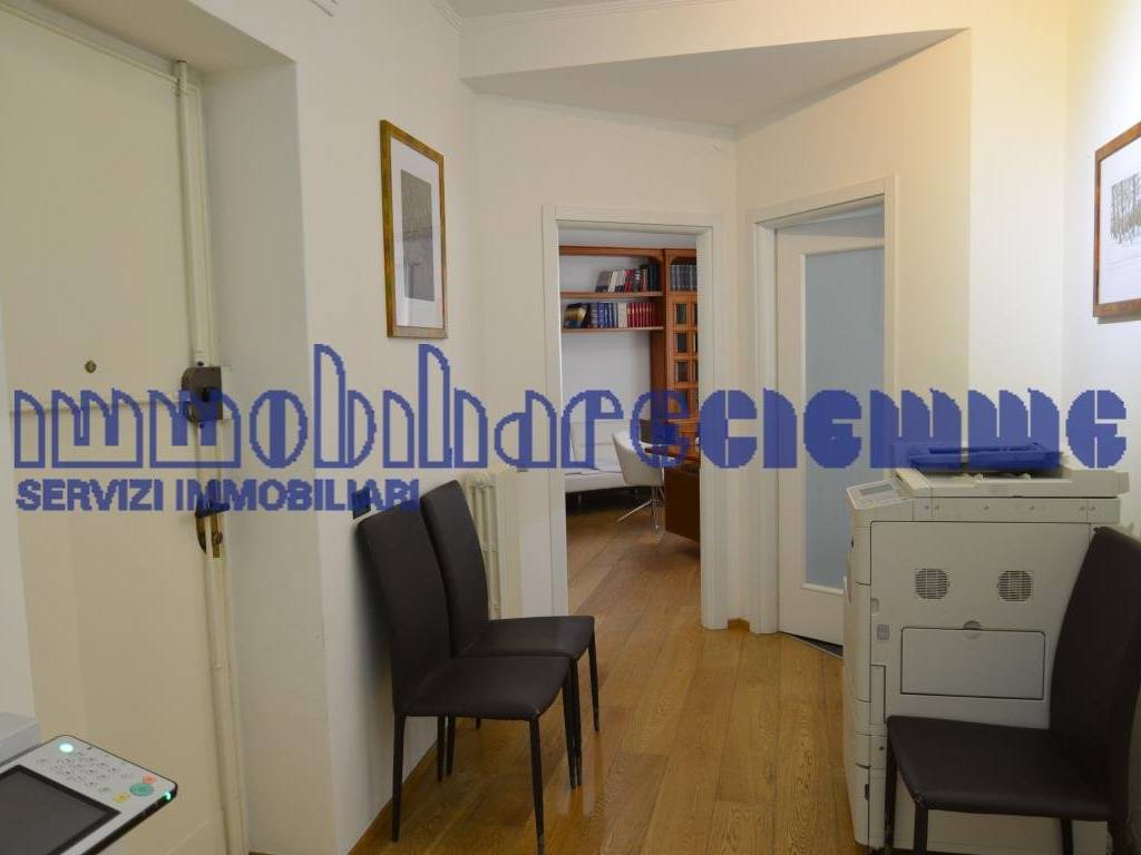 Immobile a Lecco in VIALE DANTE, 6 - Foto 3