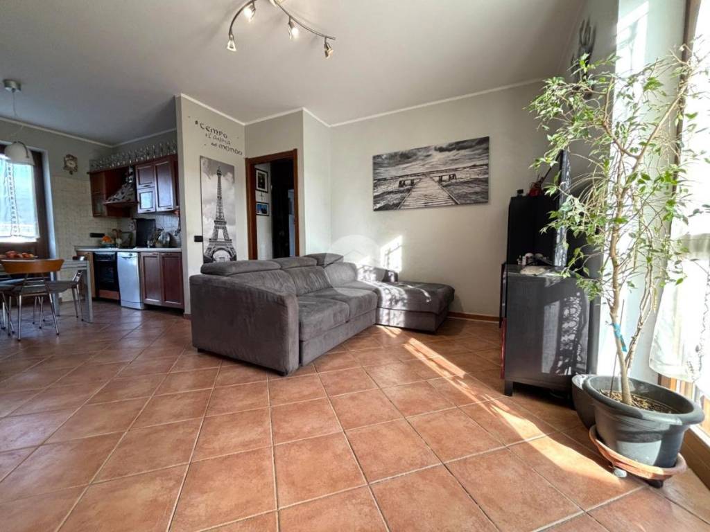 Appartamento a Ivrea in Via Bollengo, 53 - Foto 4