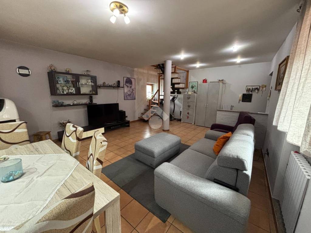 Casa indipendente a Gattico-veruno in Via nobile - Foto 3