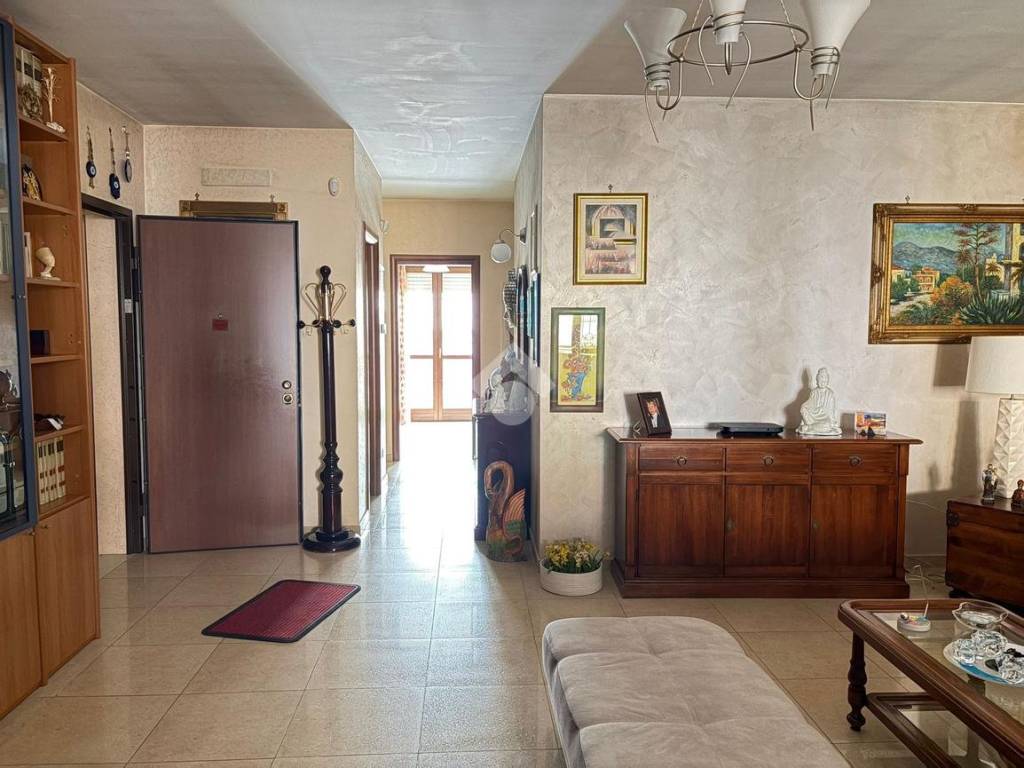 Appartamento a Grottaglie in Via Silvio Pellico, 10 - Foto 4