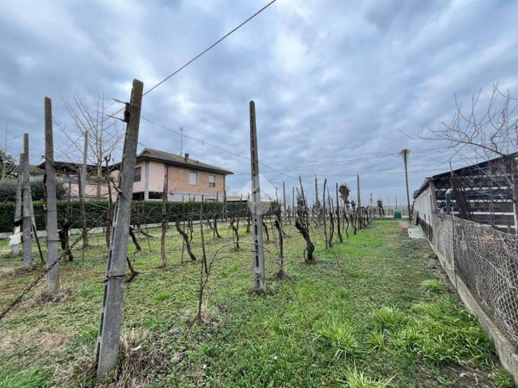 Terreno a Ravenna in Via Dino Ravaioli, 1 - Foto 2