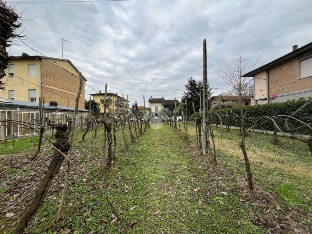 Terreno a Ravenna in Via Dino Ravaioli, 1 - Foto 4
