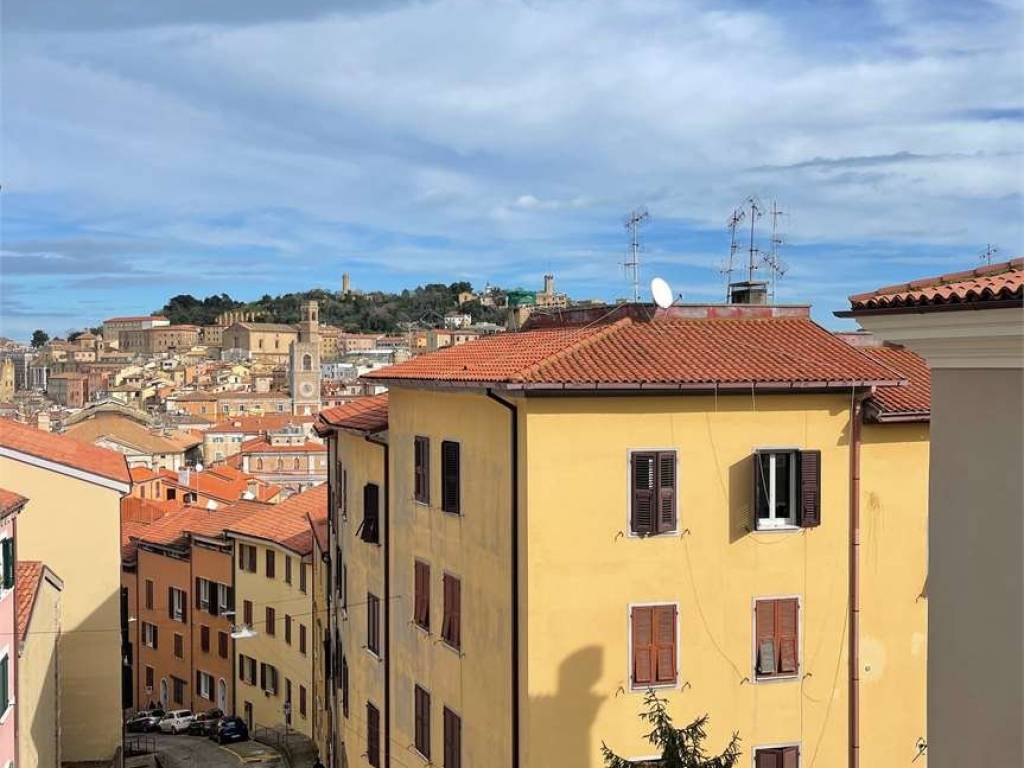Appartamento a Ancona in VIA CIALDINI, 33 - Foto 2