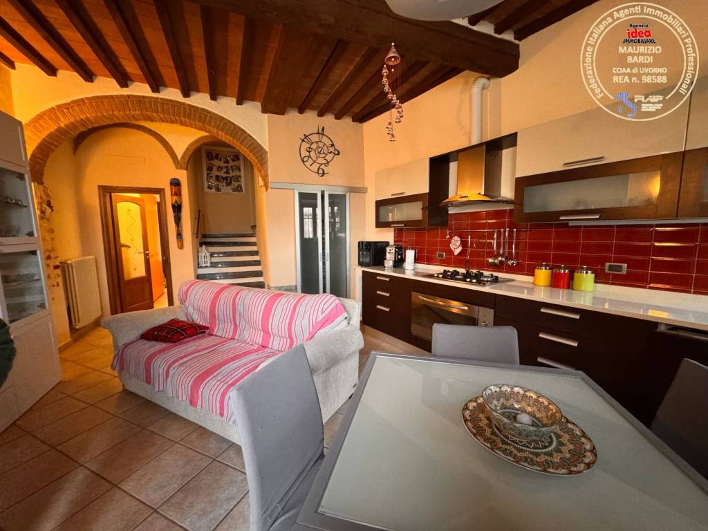 Casa indipendente a Rosignano marittimo in Piazza Pietro Gori - Foto 2