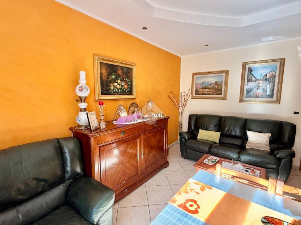 Villa a Folignano in Via Verona, 41 - Foto 2