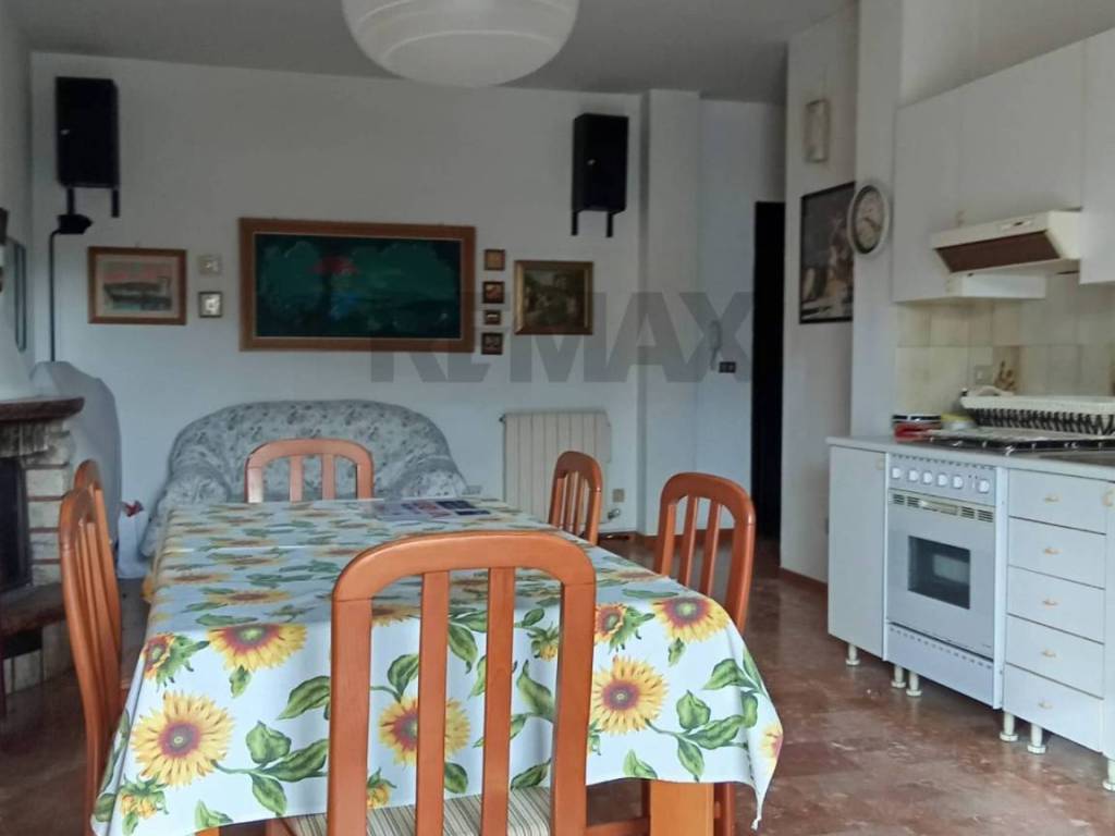 Appartamento a Martinsicuro in Via Marche, 5 - Foto 3