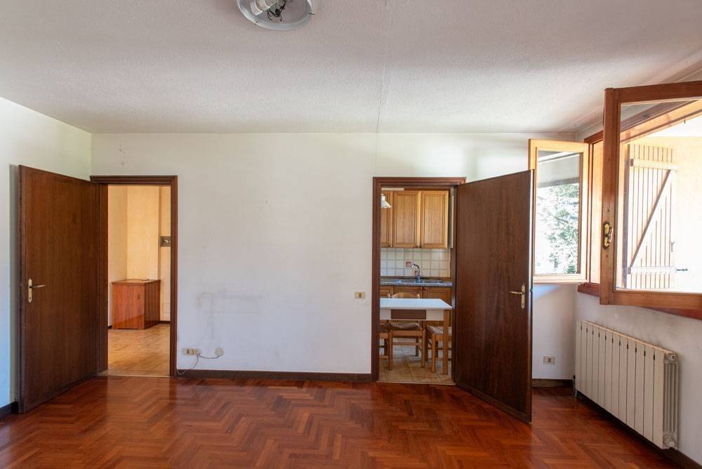 Appartamento a Varzi in VIA LAVEZZARI, 1 - Foto 4
