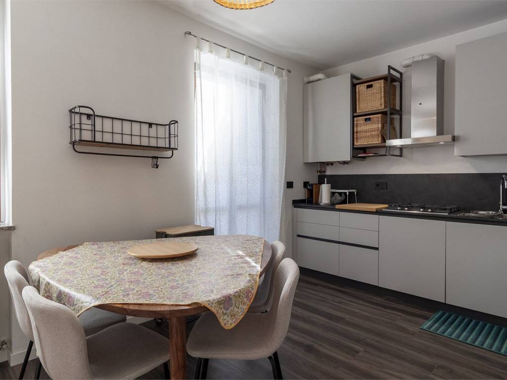 Appartamento a Abbadia lariana in Via Val Zerbo 31 - Foto 4