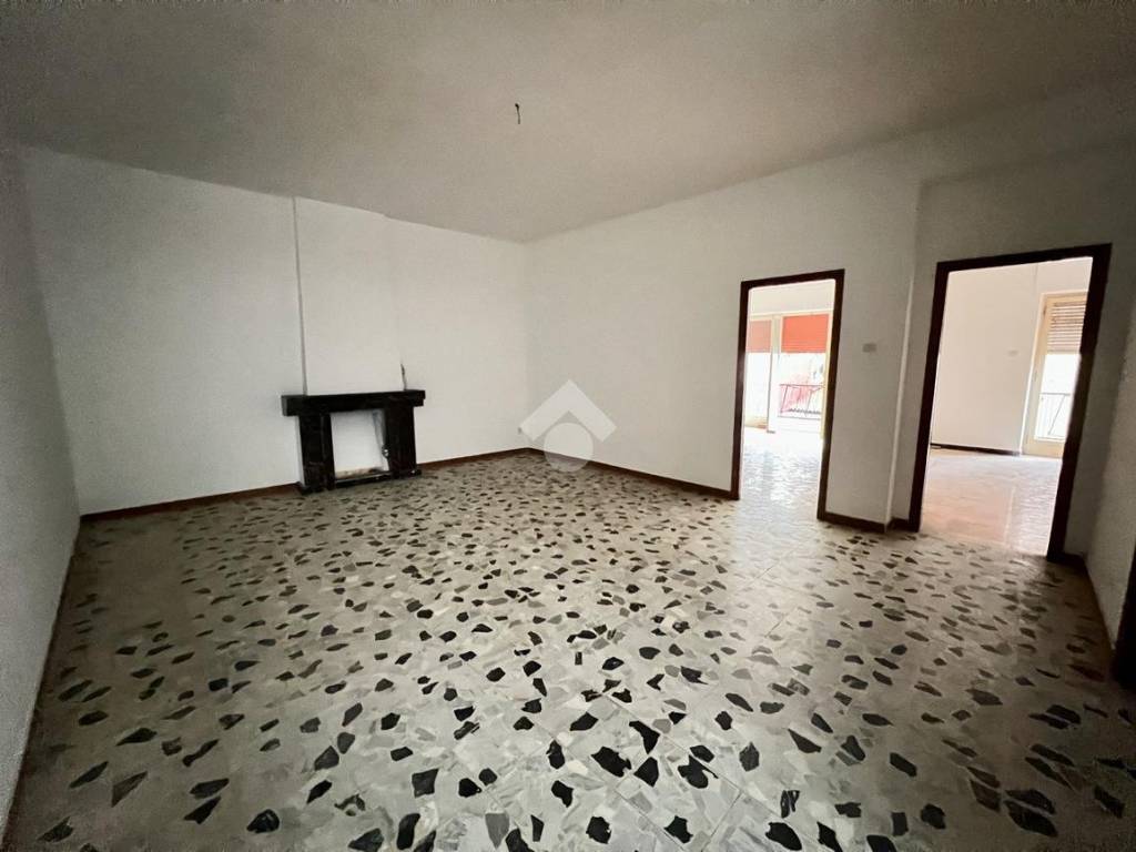 Appartamento a Iglesias in VIA FELICE CAVALLOTTI, 113 - Foto 3