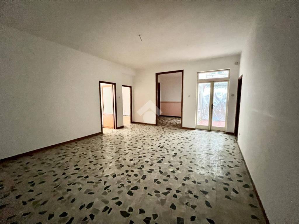 Appartamento a Iglesias in VIA FELICE CAVALLOTTI, 113 - Foto 4