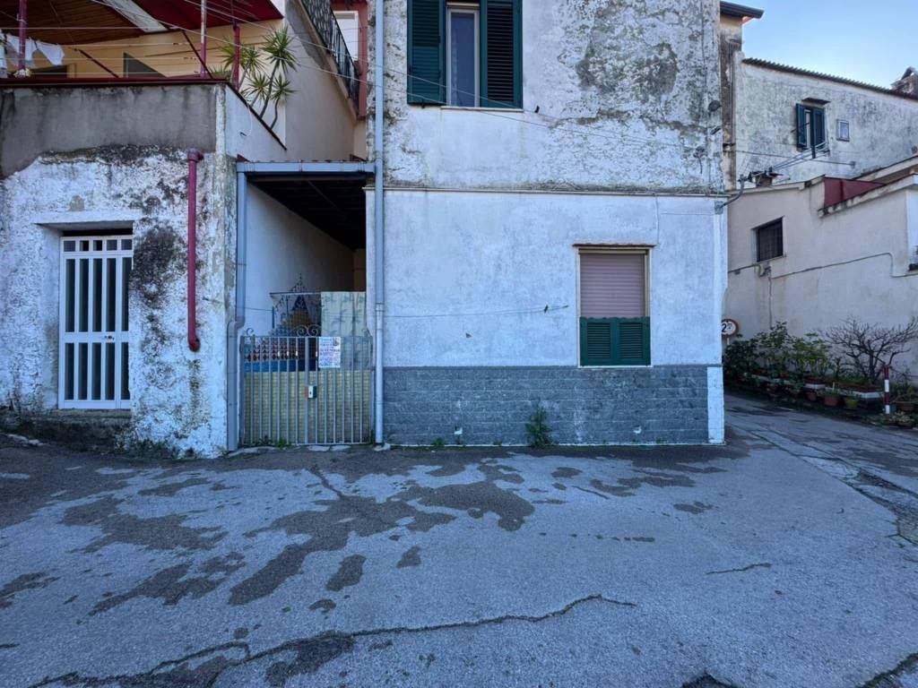 Appartamento a Cava de' tirreni in Via Matteo Monetti - Foto 2