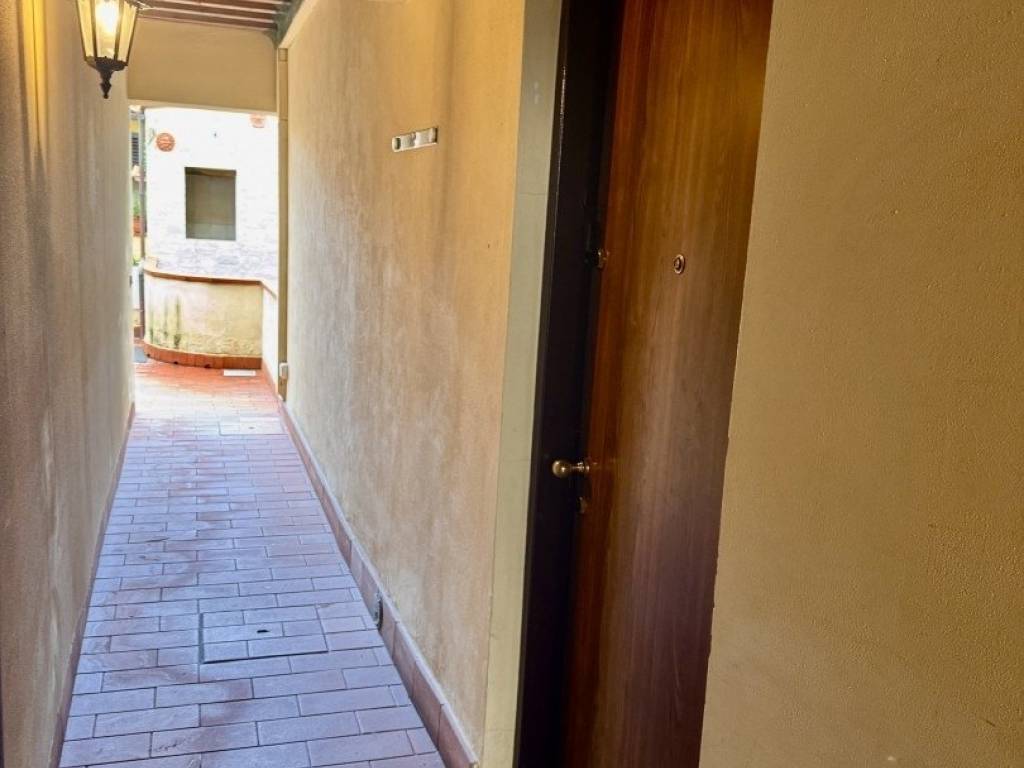 Casa indipendente a Campi bisenzio in Via de' Bruni - Foto 3
