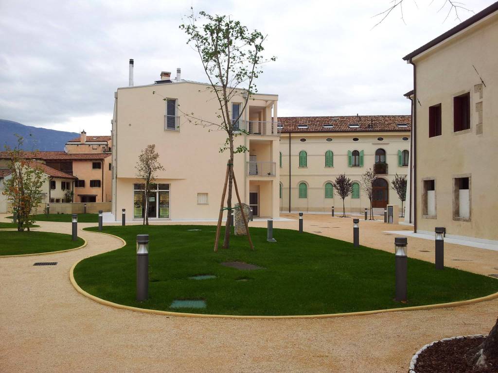 Appartamento a Vittorio veneto in Piazza Meschio, 2 - Foto 4