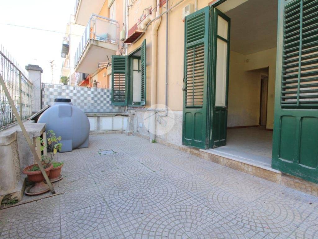 Appartamento a Palermo in Via Giuseppe Stazzone, 19 - Foto 2