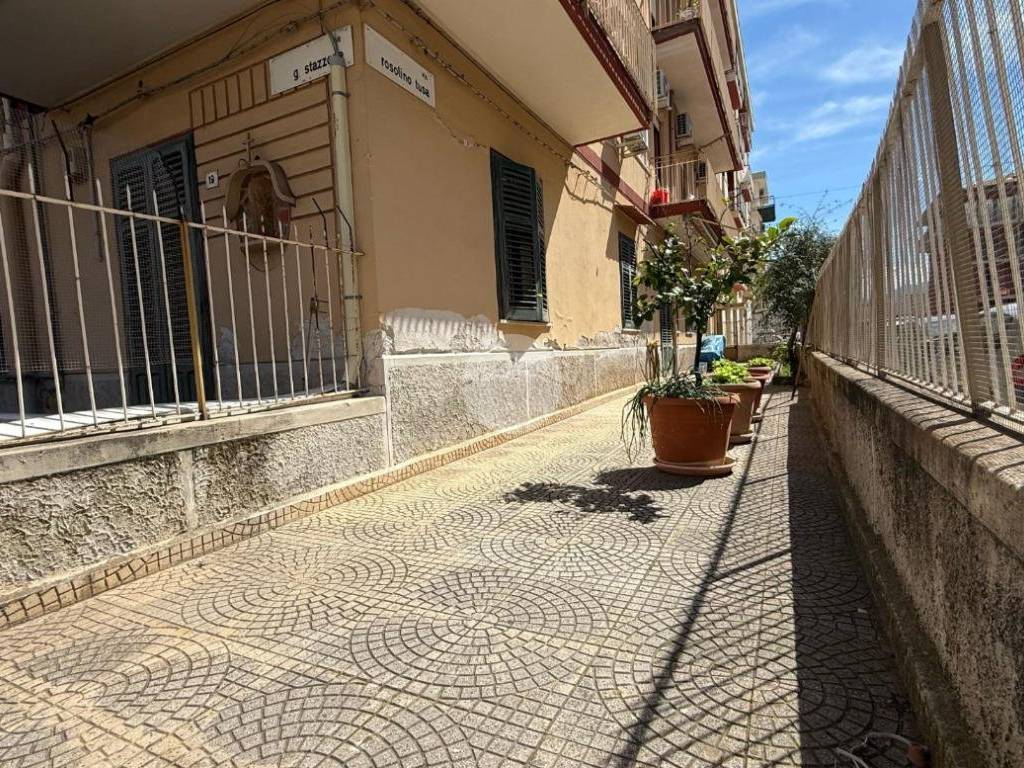 Appartamento a Palermo in Via Giuseppe Stazzone, 19 - Foto 5