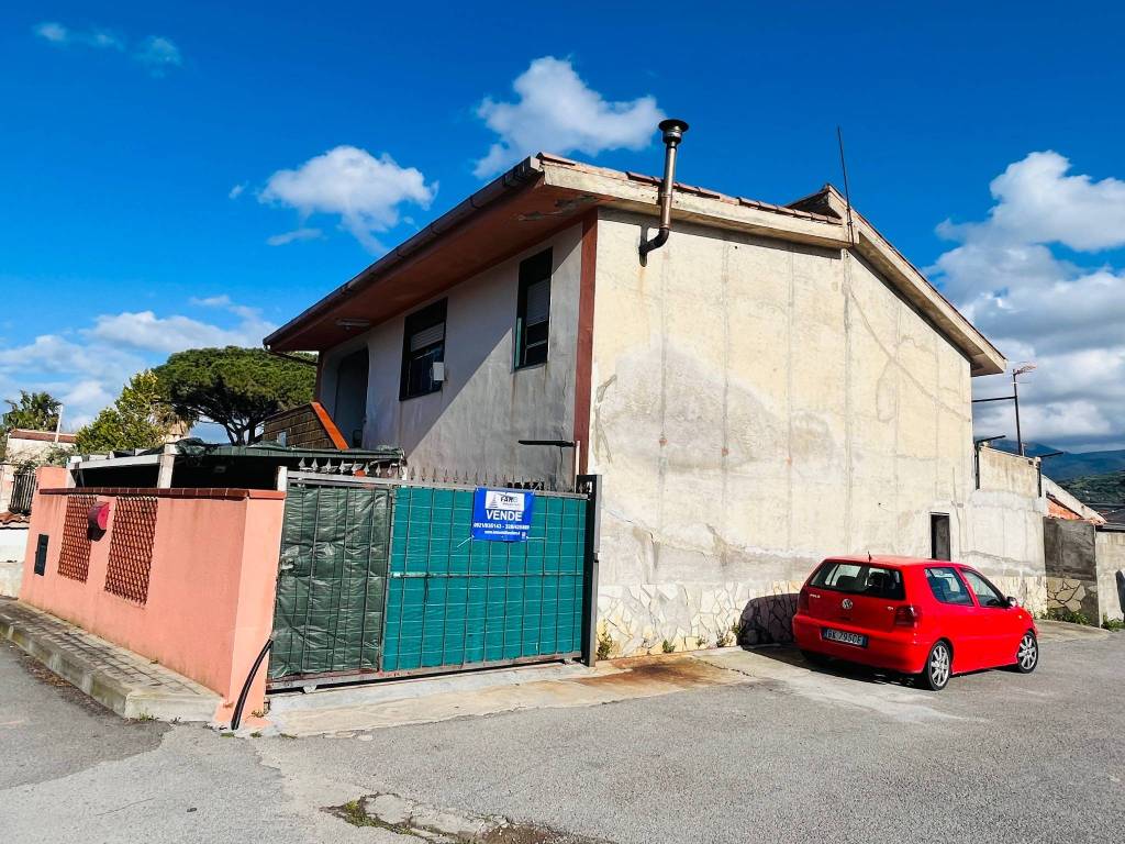 Villa a Campofelice di roccella in Via Madonna di Gibilmanna, 32 - Foto 5