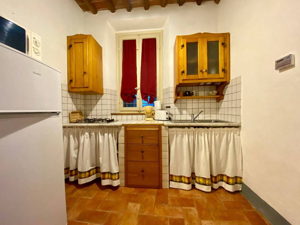 Appartamento a Lucca in Via di Arsina, 974 - Foto 2
