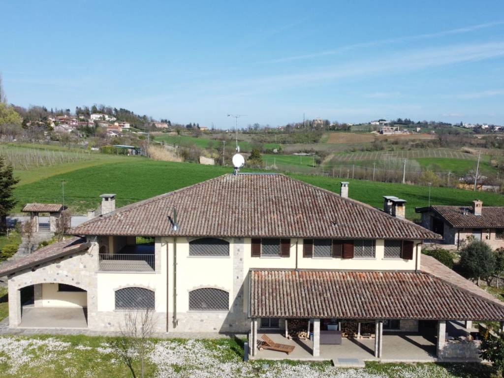 Villa a Tortona in Strada comunale fornaci, 44B - Foto 2