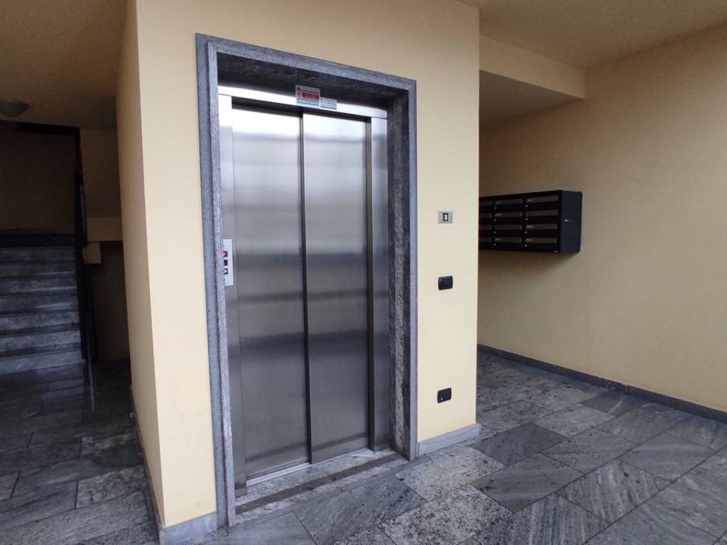 Appartamento a Novara in Via Andrea Costa, 46 - Foto 2