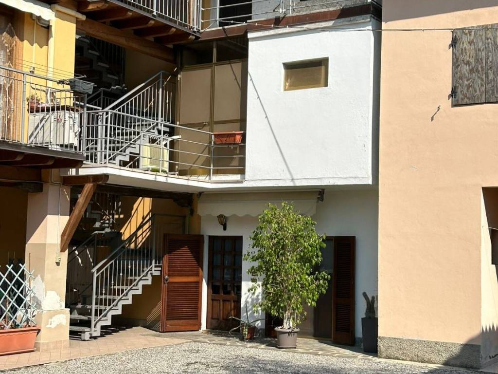 Casa indipendente a Dalmine in Piazza Castello, 19 - Foto 3