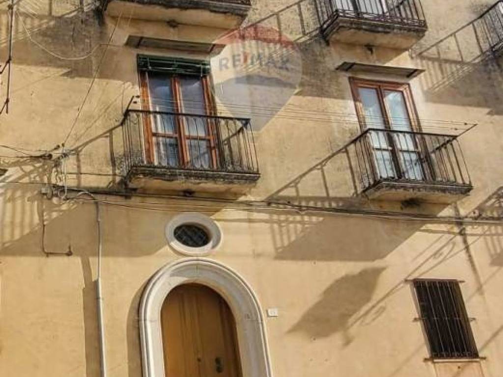 Casa indipendente a Pontelandolfo in VIA MUNICIPIO, 13 - Foto 2