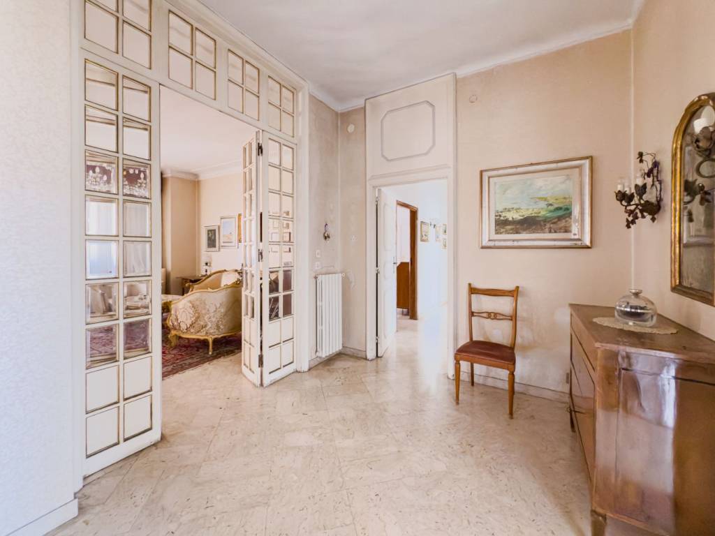 Appartamento a Taranto in Via Crispi, 39 - Foto 4
