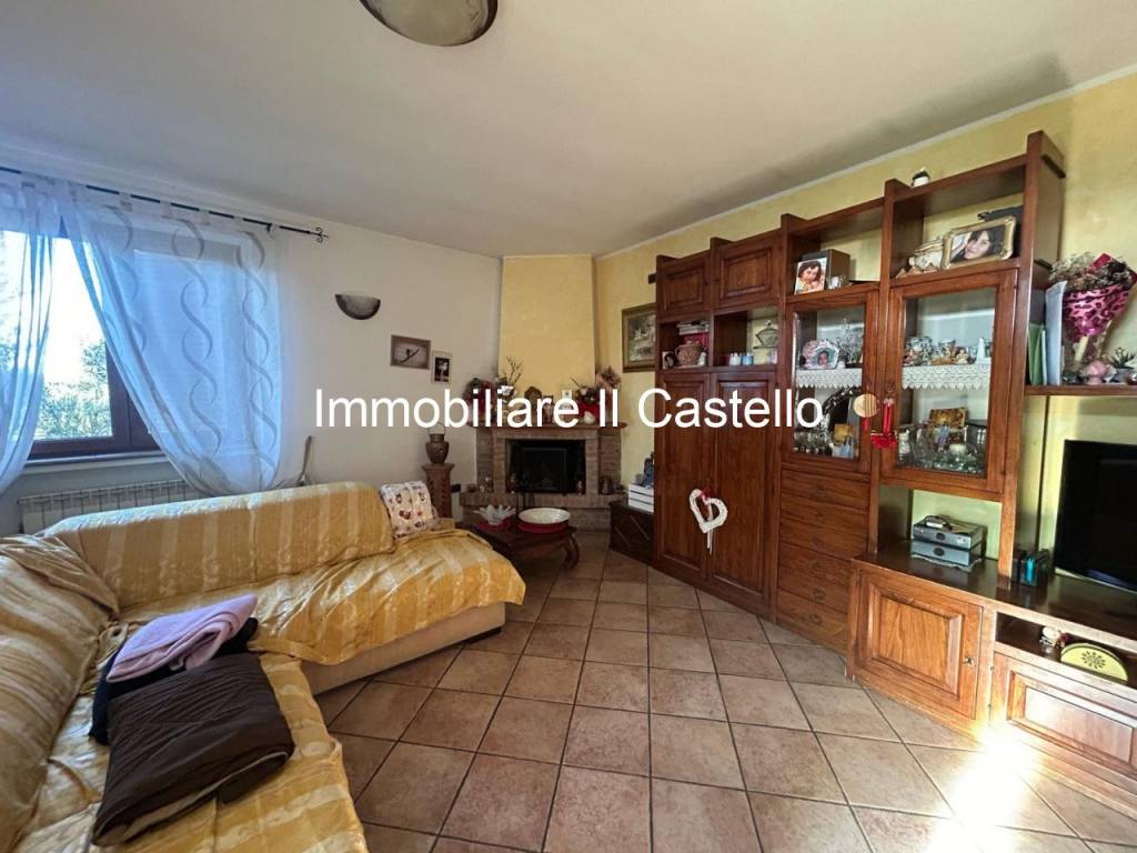 Casa indipendente a Castiglione del lago in Via del Campetto, 5 - Foto 2