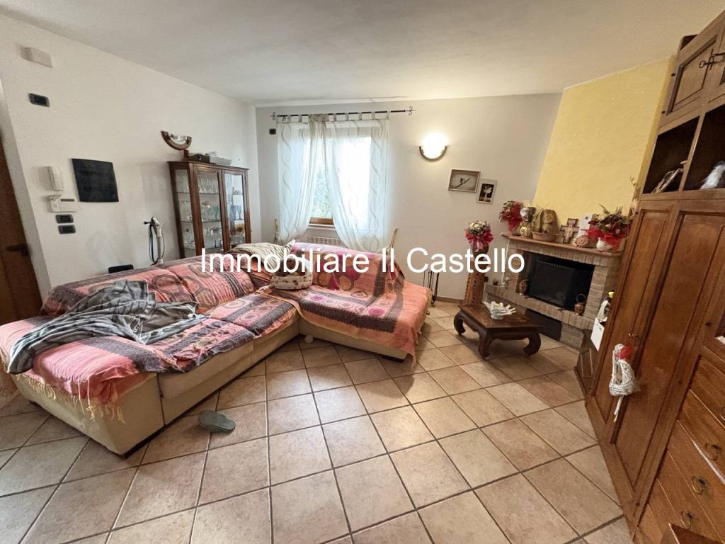 Casa indipendente a Castiglione del lago in Via del Campetto, 5 - Foto 3
