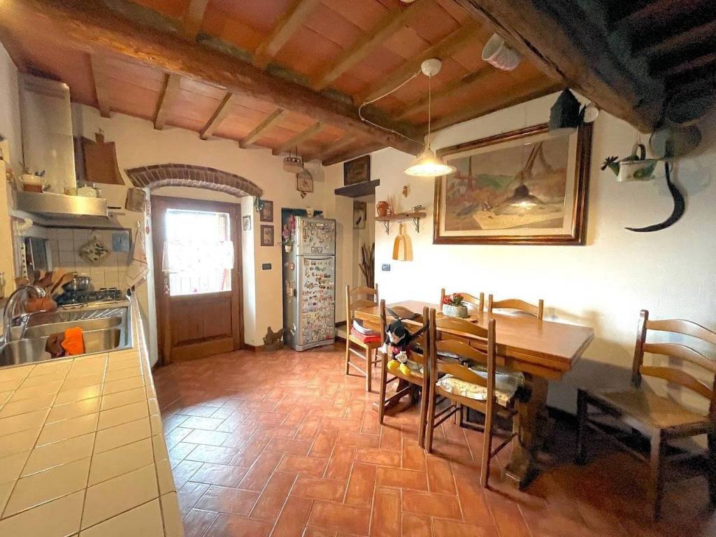 Casa indipendente a Pescia in Via di Castelvecchio - Foto 5